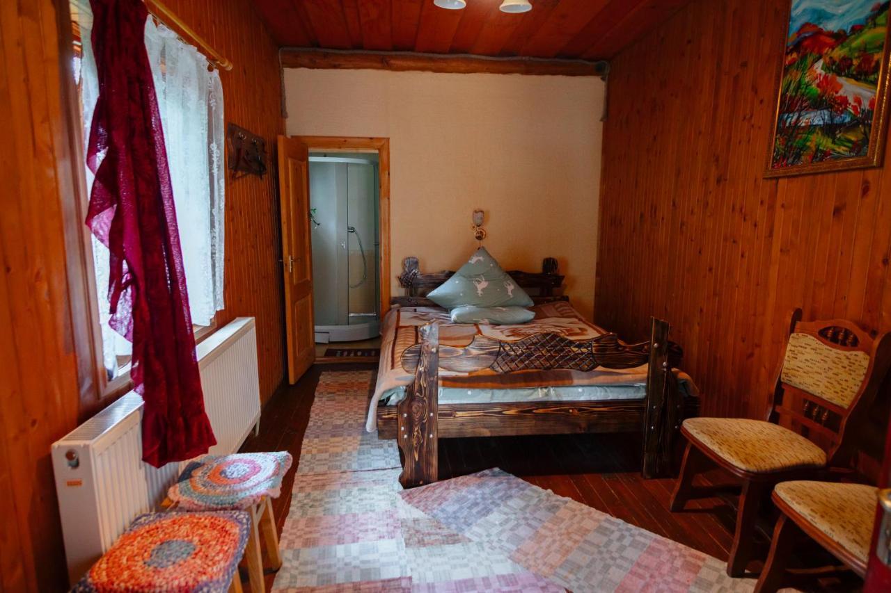 Садиба Над Потоком Lumshory Exterior photo